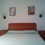 Mitus Hotel *