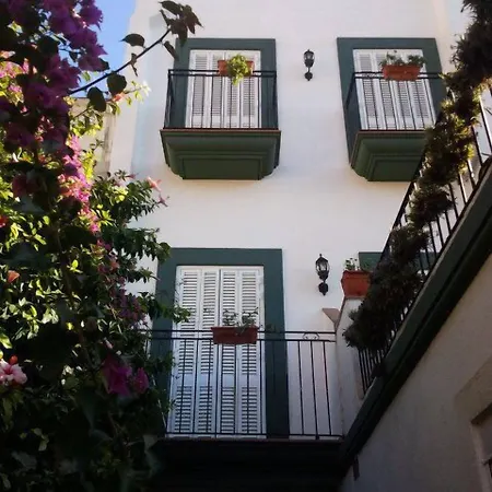 Mitus Canet De Mar