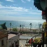 Mitus Hotel *