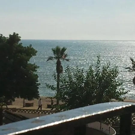 Mitus Hotel