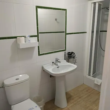 Mitus Hotel *