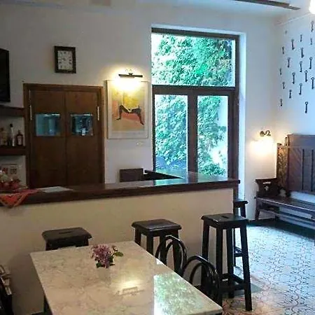 Mitus Hotel