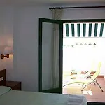 Mitus Hotel